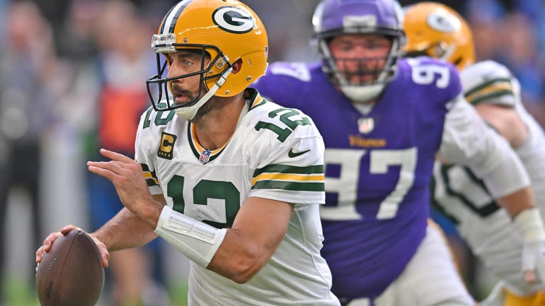 NFL: Green Bay Packers at Minnesota Vikings