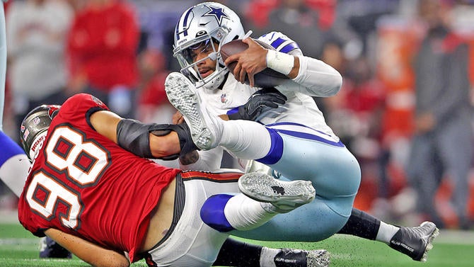 Tampa Bay Buccaneers v Dallas Cowboys