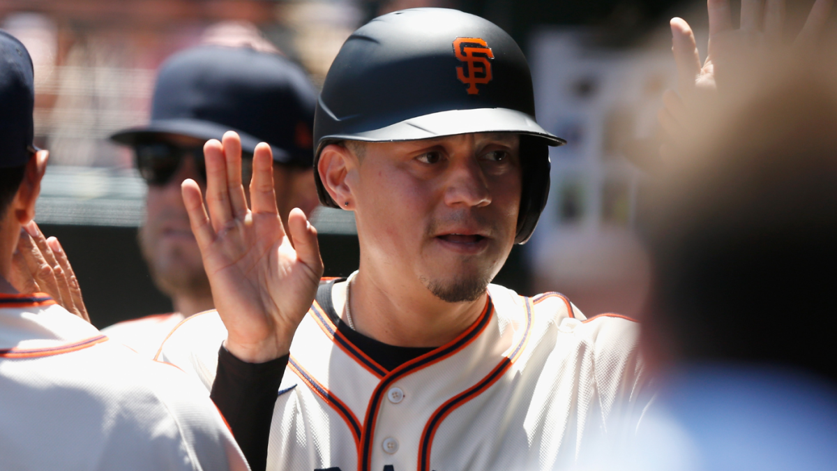 Wilmer Flores to see slight shift in Giants role after offseason