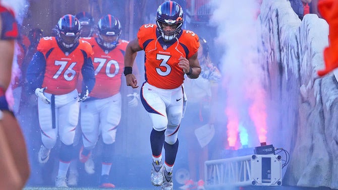 NFL: Minnesota Vikings at Denver Broncos