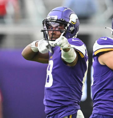Green Bay Packers v Minnesota Vikings