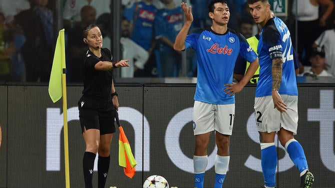 SSC Napoli v Liverpool FC: Group A - UEFA Champions League