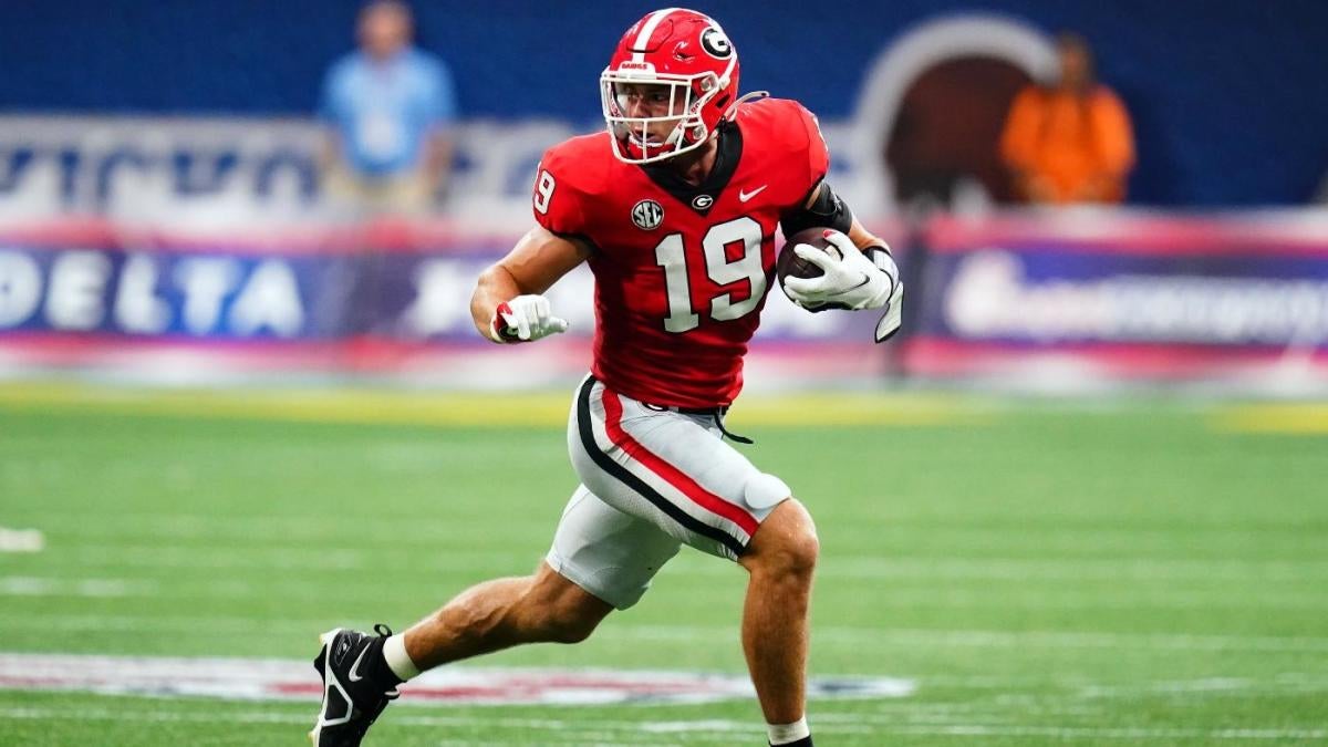 Georgia vs. Tennessee odds, line: 2021 college football picks, SEC on CBS  predictions from model on 31-20 run 