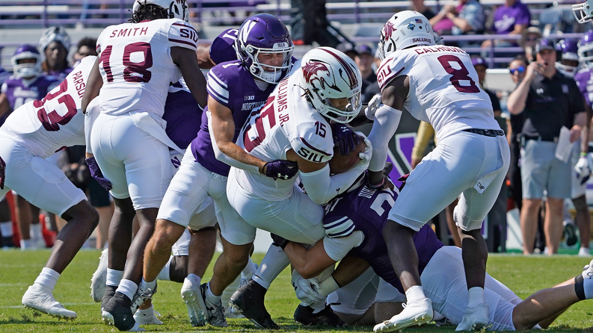 FCS Southern Illinois stuns Northwestern as Wildcats become first Power Five to lose to FCS team in 2022
