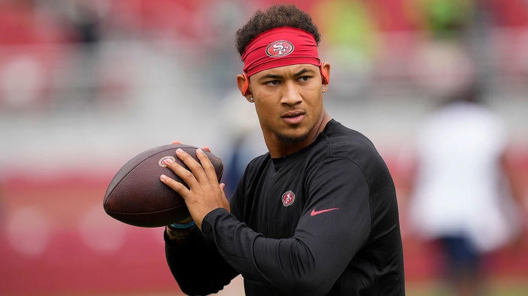 gettyimages-1424988761-trey-lance-49ers-qb-pregame-2022-1400.jpg