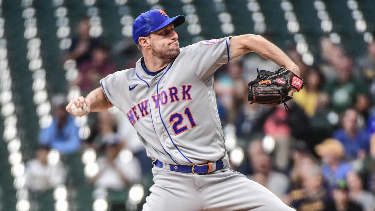 Mets clinch playoff spot as Max Scherzer tosses six perfect innings to beat  Brewers - Newsday