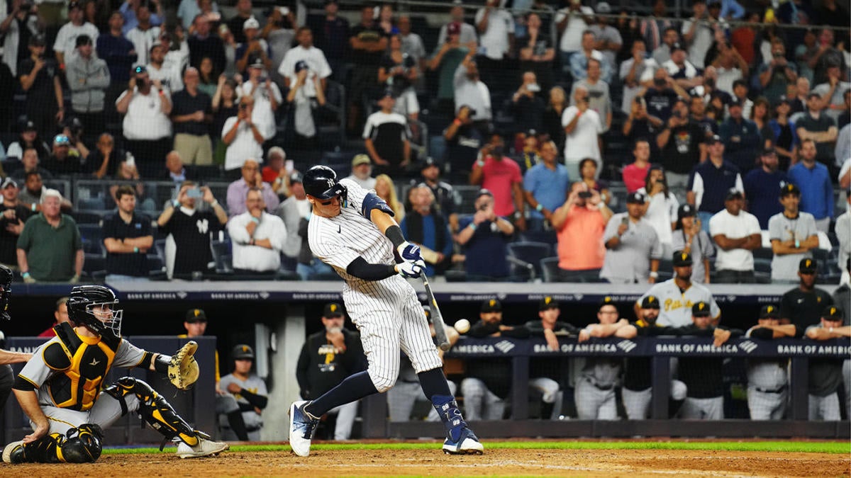 Judge hits 60th, then Yanks walk off Bucs on Stanton's slam