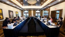 Eliminatorias de fútbol americano universitario: lecciones aprendidas al evaluar equipos como miembro del comité de selección simulado