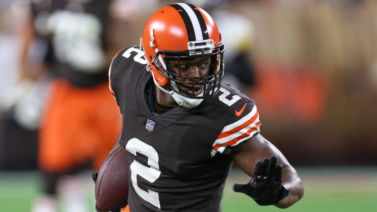 Browns' Amari Cooper has another 100-yard game, becomes first