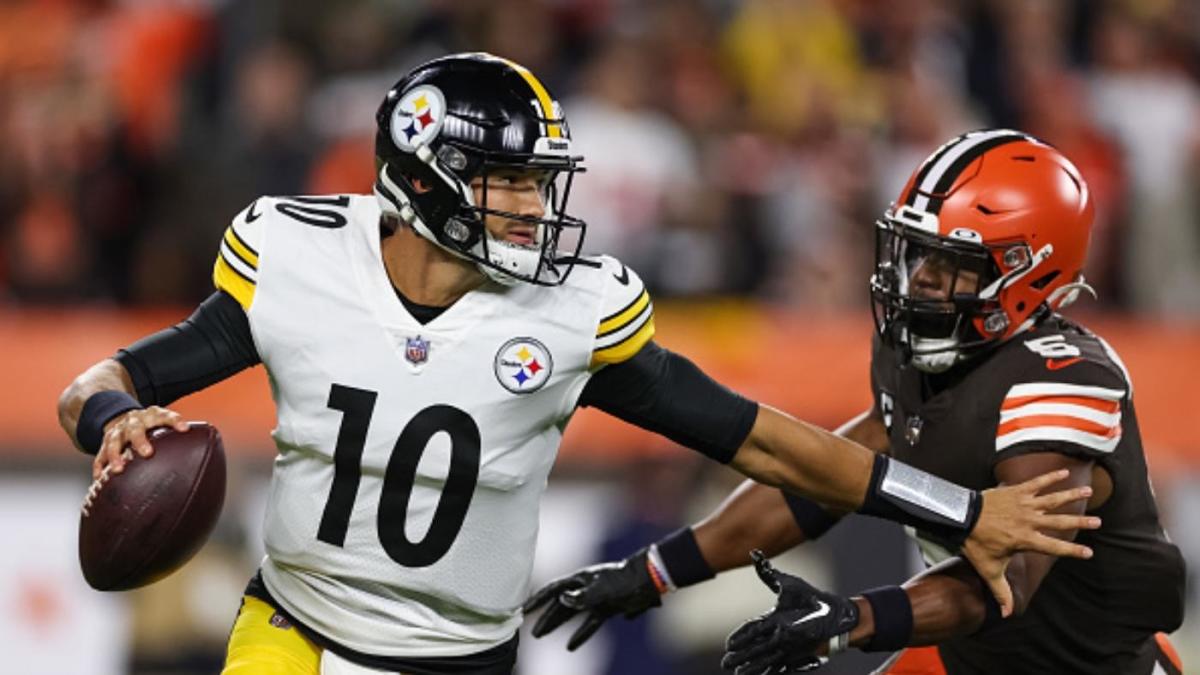 Mike Tomlin says Steelers sticking with Mitch Trubisky as starter following loss to Cleveland