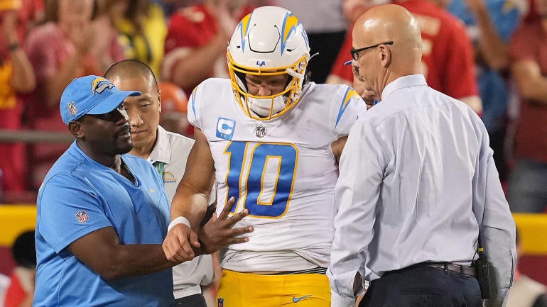 Los Angeles Chargers v Kansas City Chiefs