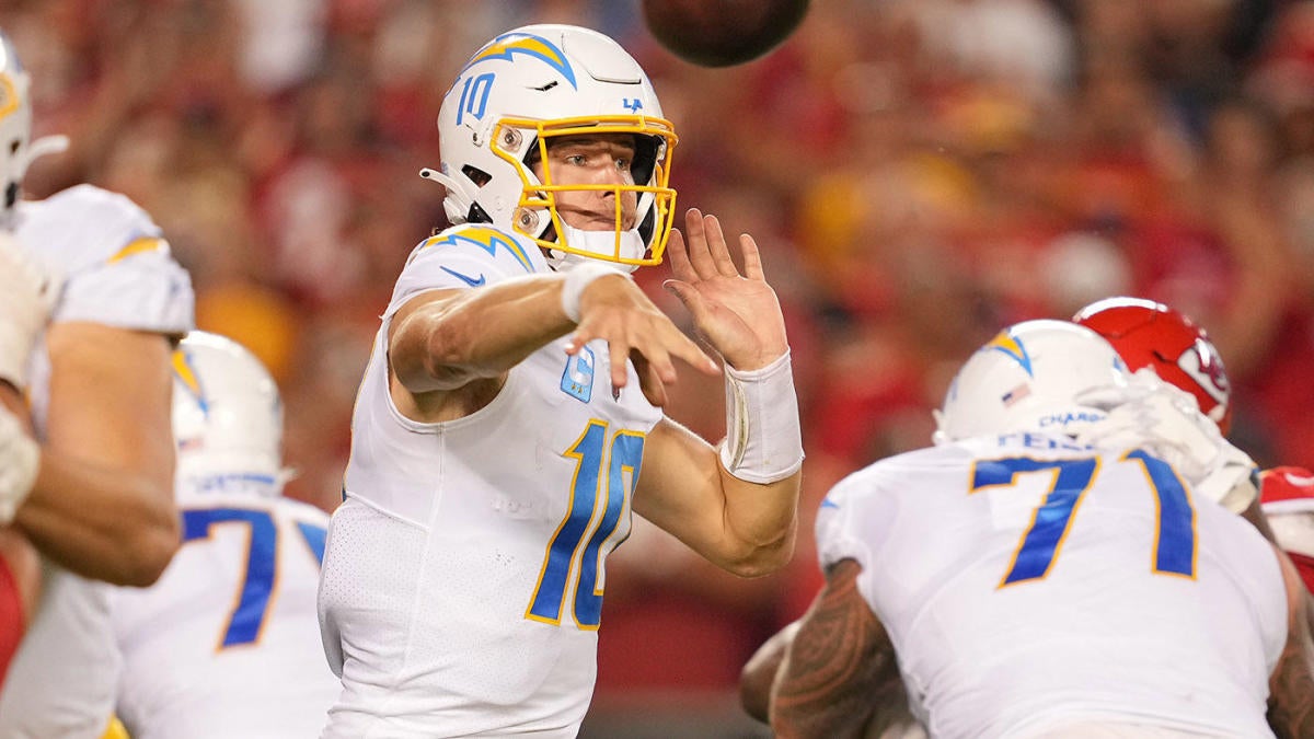 Chargers QB Justin Herbert is questionable but plans to start