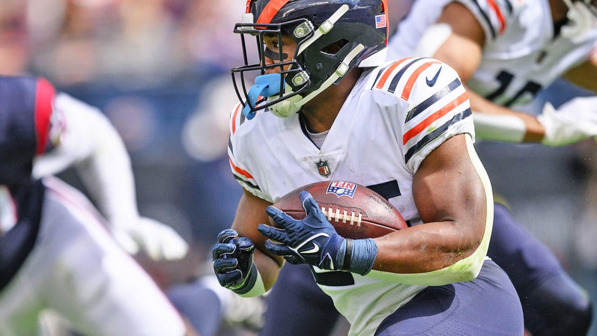 Fantasy Football Start 'Em Sit 'Em: Week 4 Players to Upgrade & Tough  Matchups - Bleacher Nation