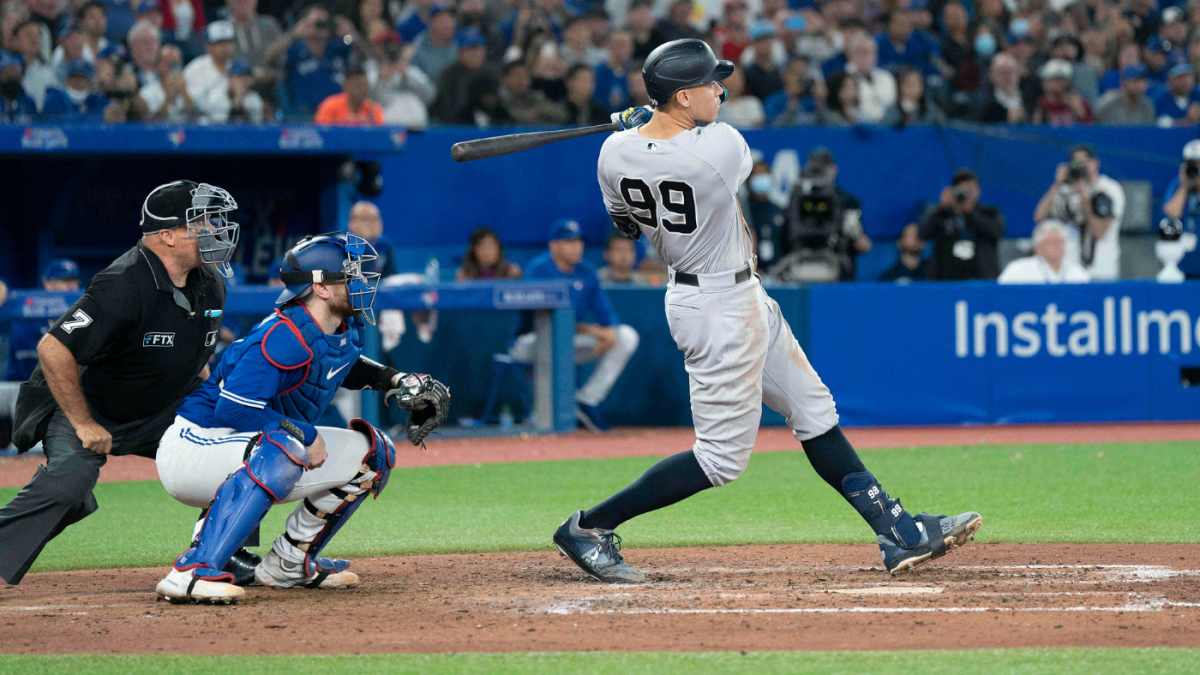 Blue Jays suspicious of Aaron Judge's home run after his 'odd' plate  appearance