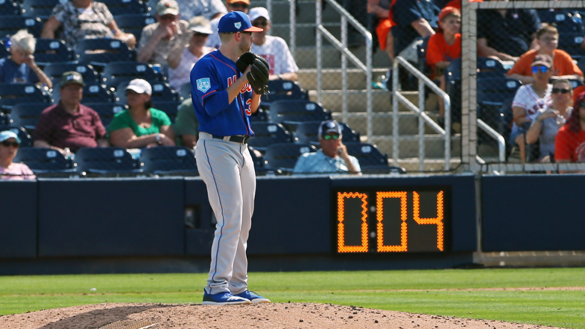 MLB playoff pitch clock ideas, mediocre Mariners sputter ahead of