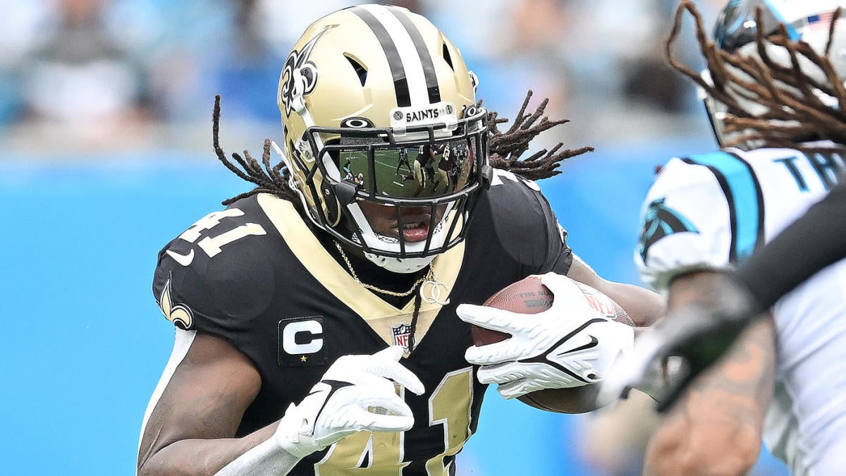 NFL Week 5 injuries: Saints' Alvin Kamara, Lions' Amon-Ra St. Brown active;  Dolphins' Xavien Howard ruled out 