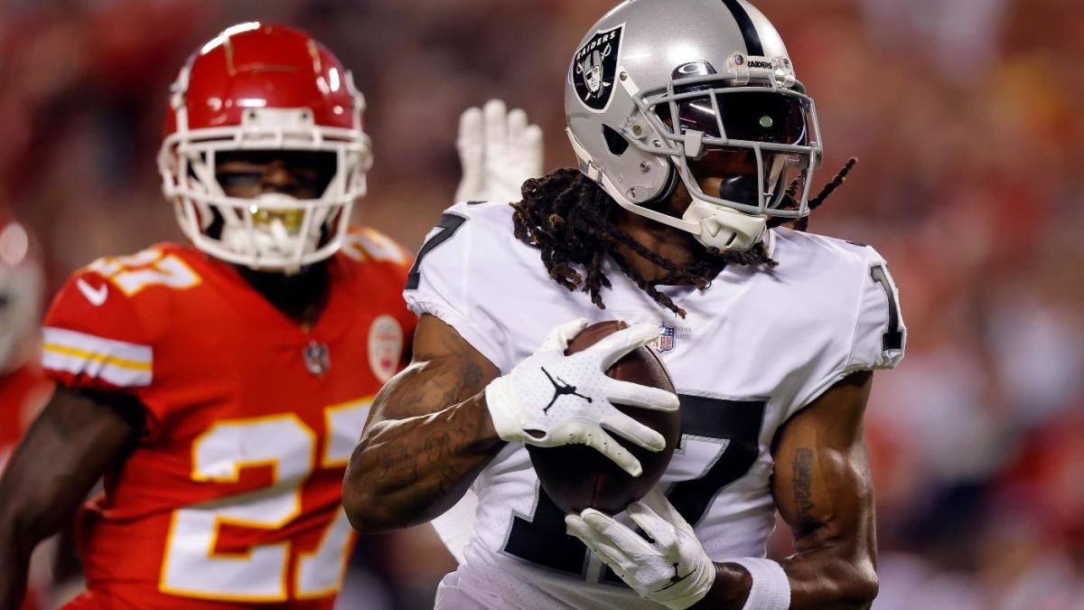 Chiefs vs Raiders score: live updates, game stats, highlights, NFL live stream for ‘Monday Night Football’
