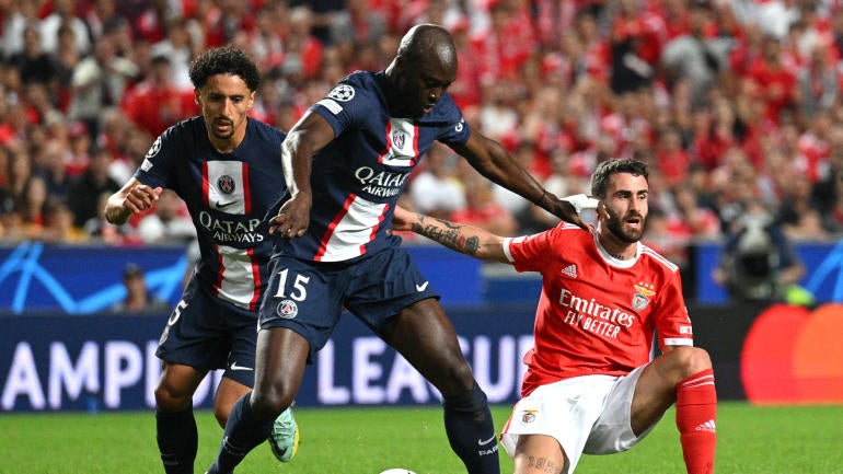 SL Benfica v Paris Saint-Germain: Group H - UEFA Champions League