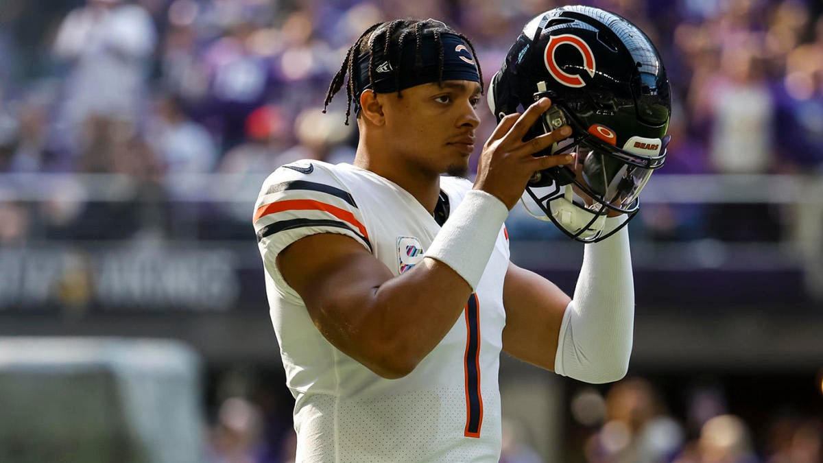 Best Bears-Commanders prop bets today: Justin Fields, Brian