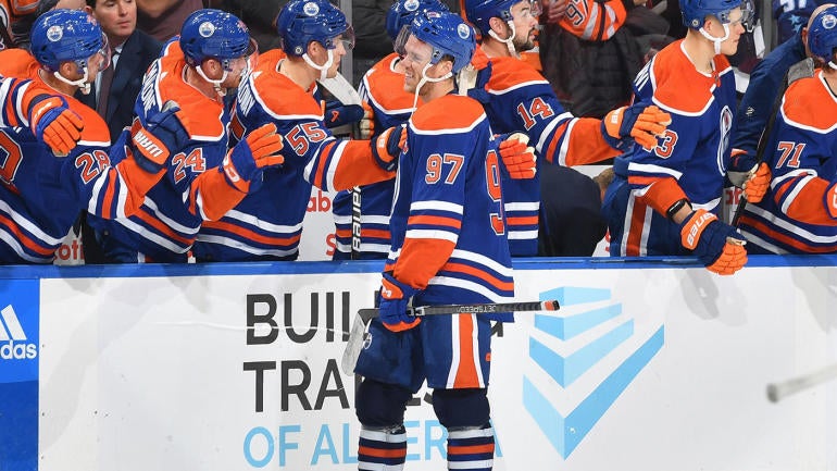 Vancouver Canucks v Edmonton Oilers