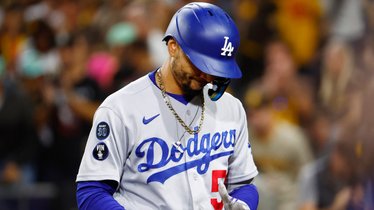 2022 Dodgers become latest regular-season powerhouse to fall short in MLB  playoffs: 'It's crushing' 