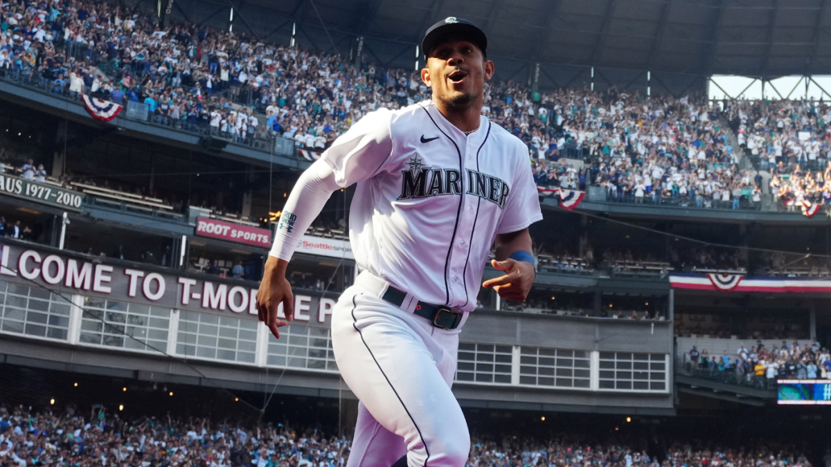 Seattle Mariners ON Tap on X: You can't tell me the city connect isn't the  2nd best after the teal. I might be crazy but I love different concepts for  jerseys. Mariners