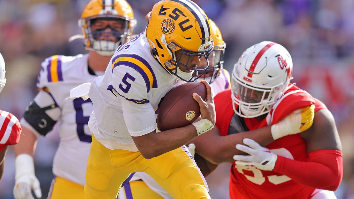 LSU Vs. Ole Miss Score, Takeaways: Jayden Daniels' Five TDs Lead Tigers ...