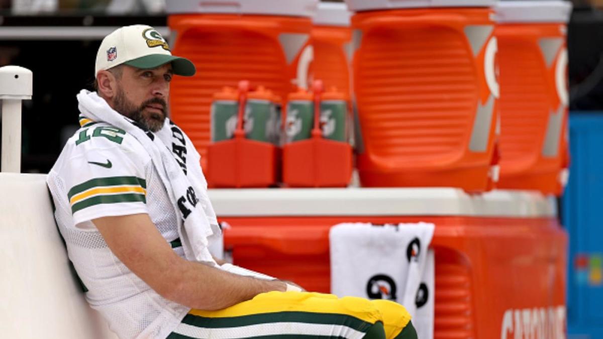 Former league GM refuses to rule out possibility of Aaron Rodgers