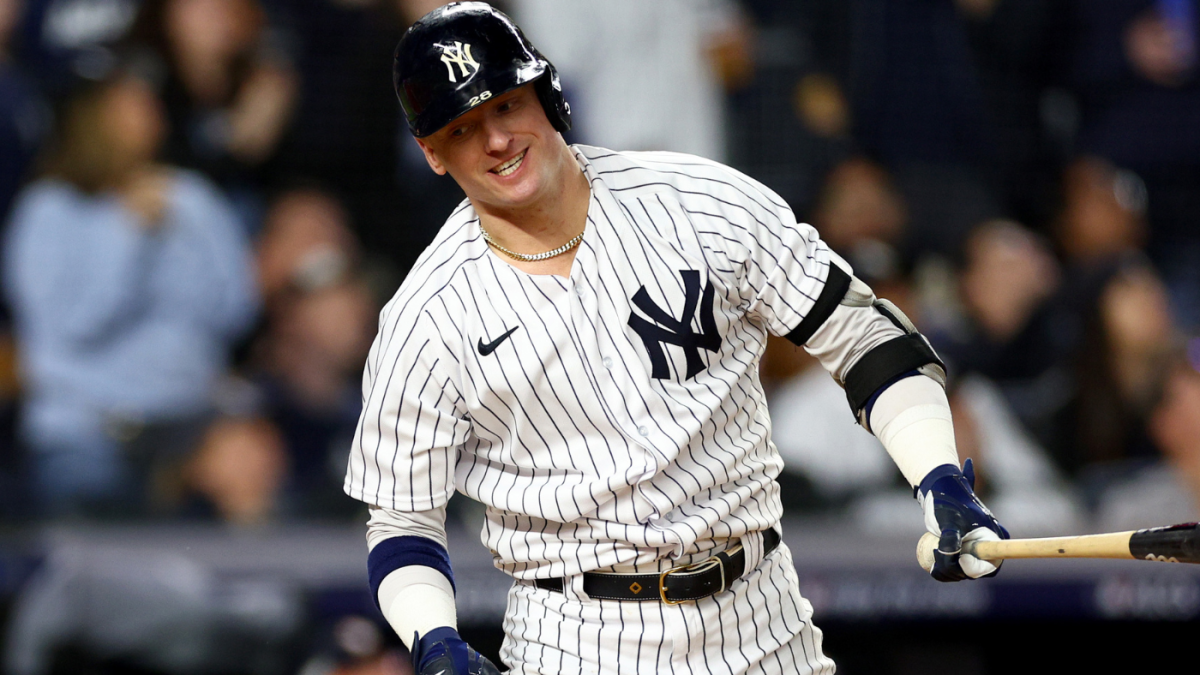 Torres, Tanaka Lead Yankees Over Astros 7-0 in ALCS Opener - Bloomberg