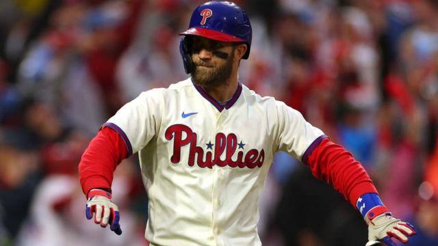 Why Phillies' Bryce Harper always points to the bullpen after a home run
