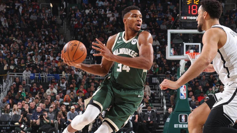 Giannis Antetokounmpo Delivers Another 40-point, 10-rebound Outing As ...