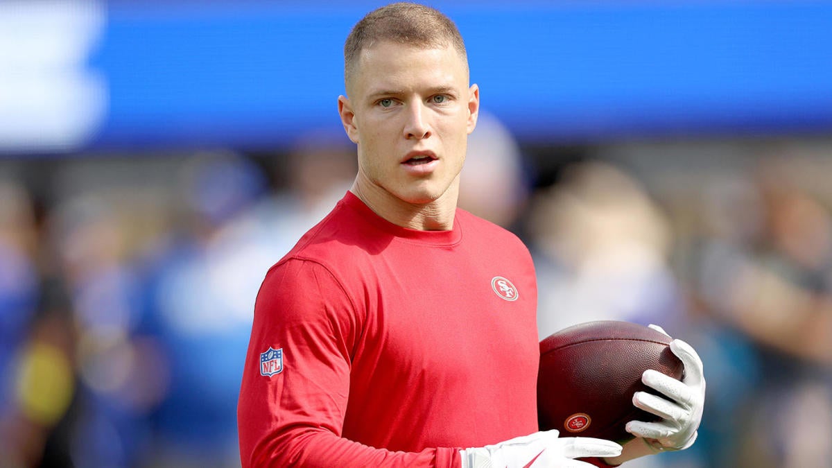 Christian McCaffrey San Francisco 49ers Unsigned Throws for A Touchdown Photograph