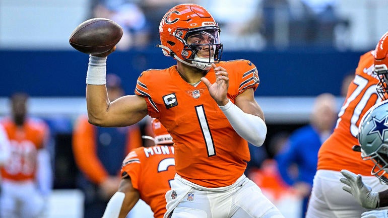 usatsi-19330414-justin-fields-bears-qb-2q-2022-1400.jpg