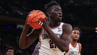 College basketball rankings: CBS Sports' Top 100 And 1 best teams heading  into the 2022-23 season 