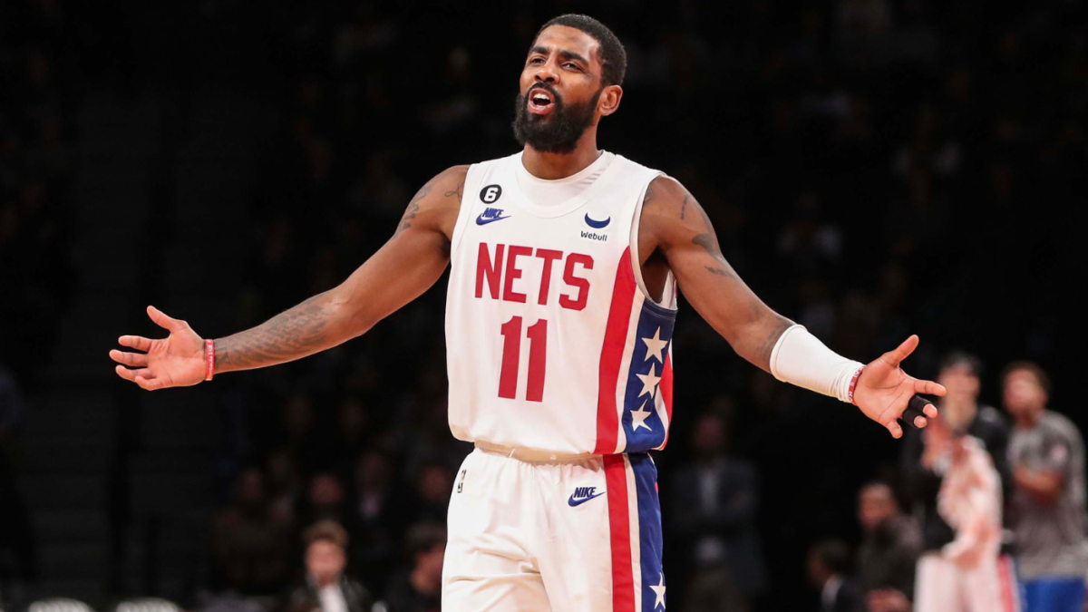 Kyrie Irving vai à arquibancada sem máscara ver jogo dos Nets em Nova York, nba