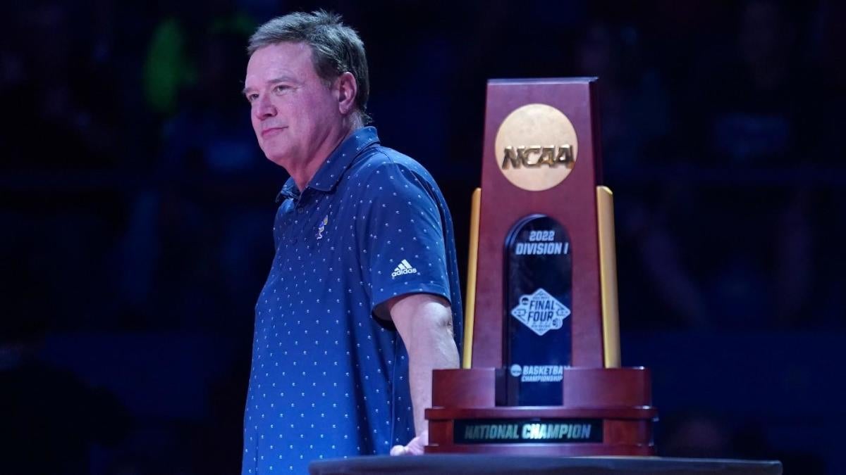 A postseason ban for Kansas shouldn’t be in the cards after Louisville’s slap on the wrist for NCAA violations – CBS Sports
