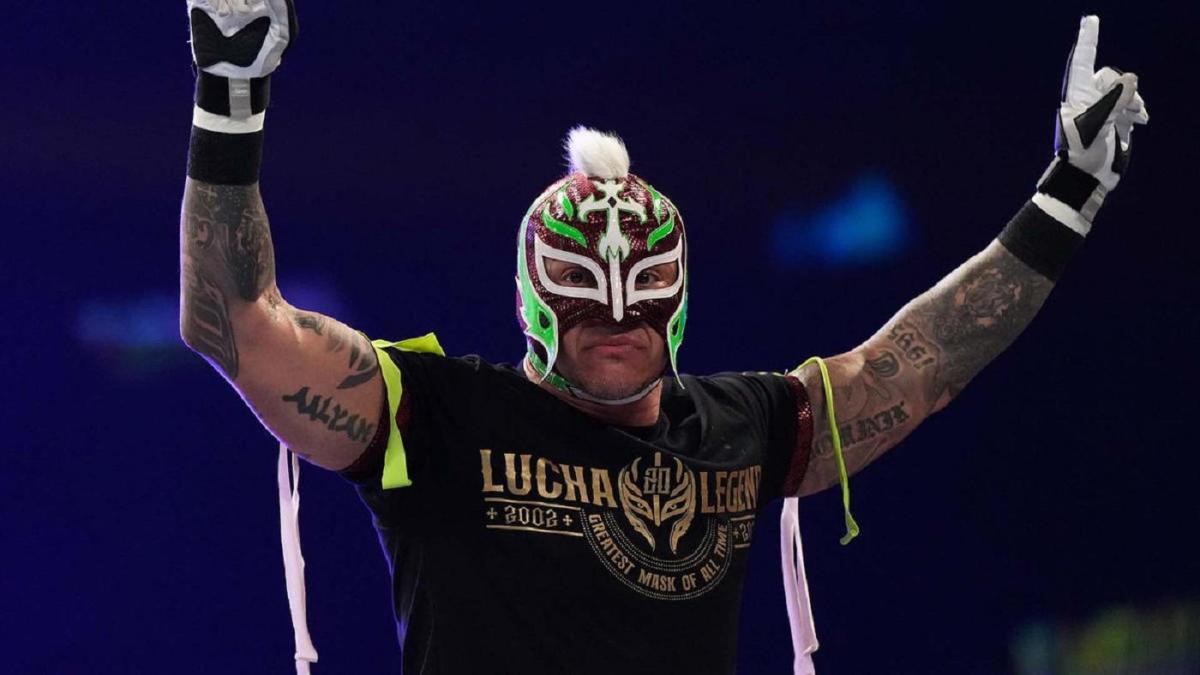 Hasil WWE SmackDown: Rekap langsung, skor saat Gunther dan Rey Mysterio bersaing memperebutkan gelar Intercontinental