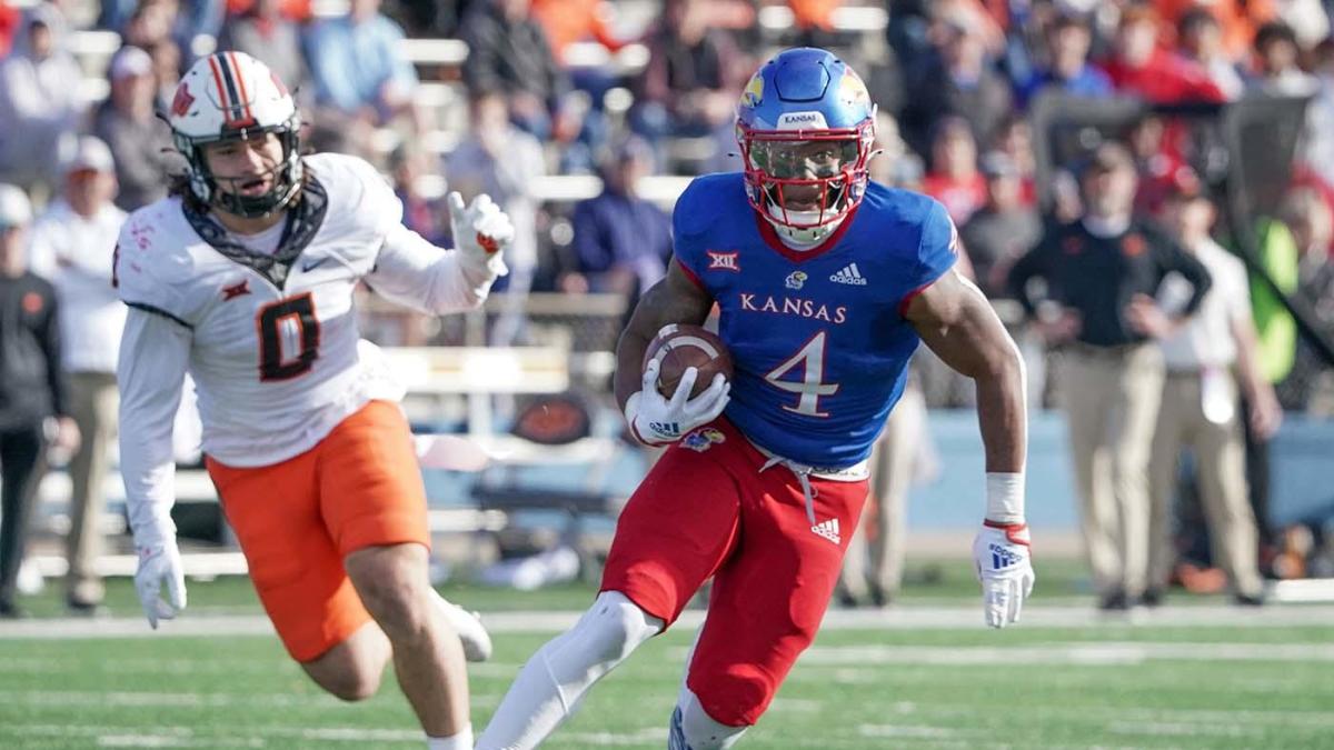 Kansas reaches bowl eligibility for first time since 2008 as Jayhawks