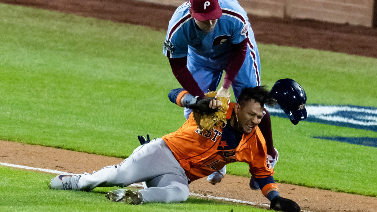 2022 World Series: Astros remove injured Yuli Gurriel from roster before  Game 6 