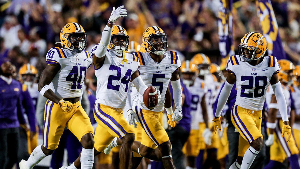 AP Top 25 Poll LSU Surges Alabama Tumbles Down To No 10 In College 
