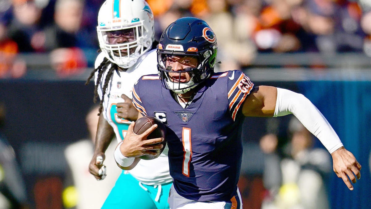 Bears vs. Dolphins score: Live updates game stats highlights analysis for Week 9 game – CBS Sports