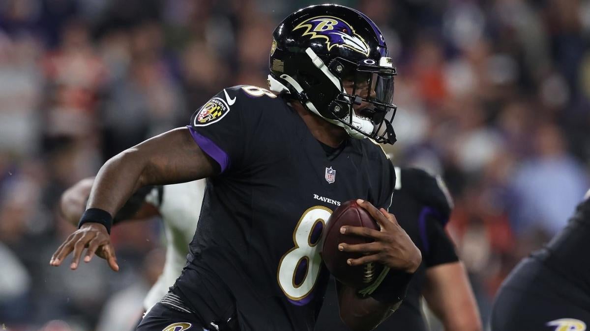 Ravens' Lamar Jackson Passes Randall Cunningham On All-time Quarterback ...