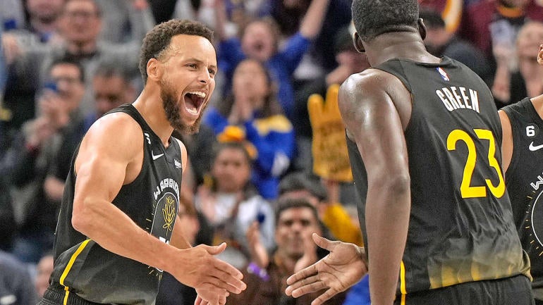 Stephen Curry continues to cover for every Warriors blemish, pulls ...