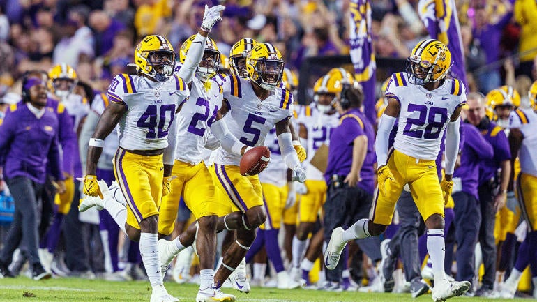 COLLEGE FOOTBALL: NOV 05 Alabama at LSU