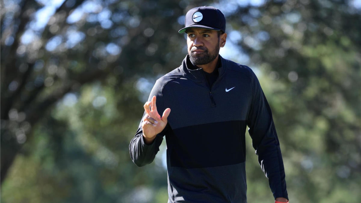2022 Houston Open leaderboard, scores: Tony Finau maintains lead through difficult conditions in Round 3