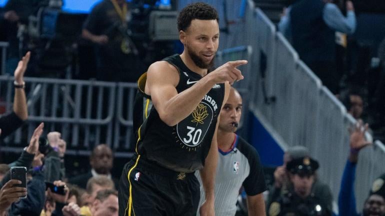Stephen Curry dari Warriors terdaftar sebagai kemungkinan untuk kembali pada hari Selasa vs Suns