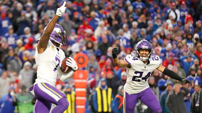 peterson-vikings-g.jpg