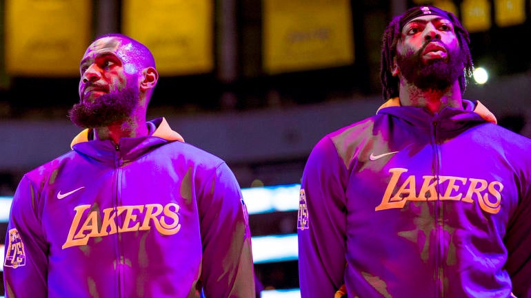 Utah Jazz v Los Angeles Lakers