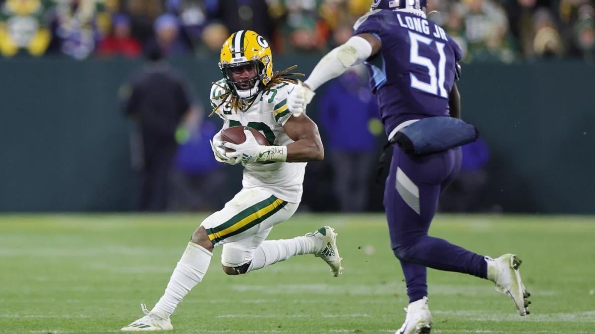 Sunday Night Football on NBC on X: .@Packers RB Aaron Jones