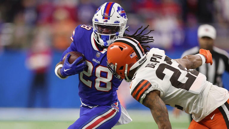 gettyimages-1443055367-james-cook-bills-rb-1q-2022-1400.jpg